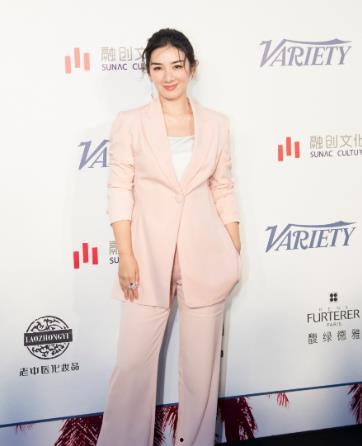 明星网红出行,时尚潮流与粉丝互动的完美融合
