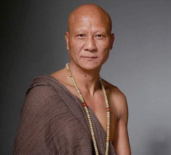 明星网红坏人,从光鲜到堕落