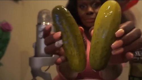 黑什么吃瓜网站,网络舆论场中的暗流涌动