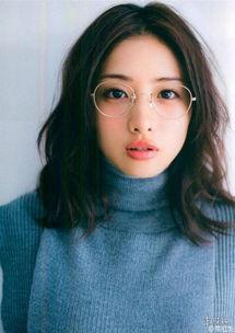 再议明星网红,流量背后的真实与挑战