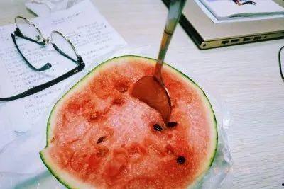 新沂热门事件吃瓜,揭秘吃瓜群众的狂欢盛宴